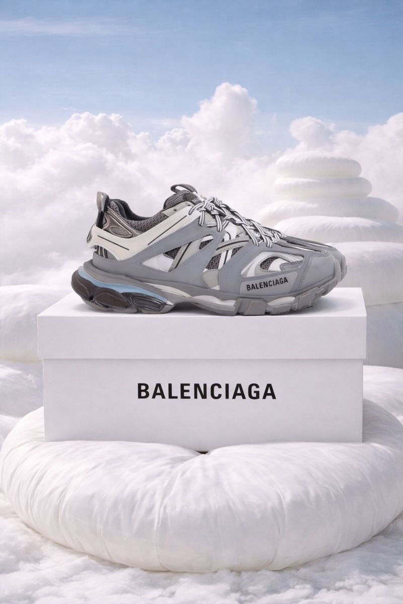BALENCIAGA