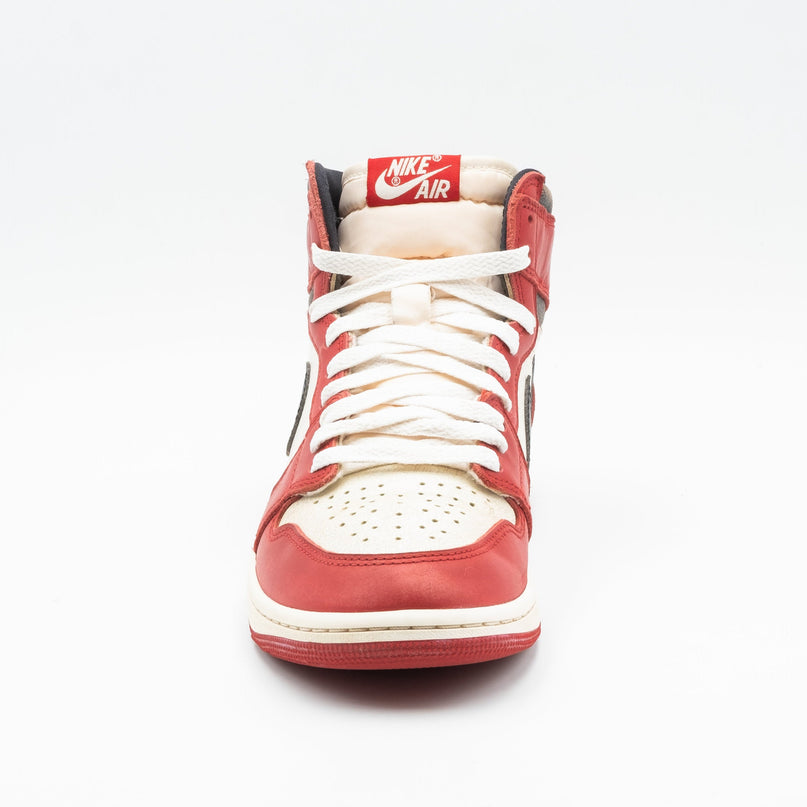 Air Jordan 1 Retro High OG Chicago Lost and Found