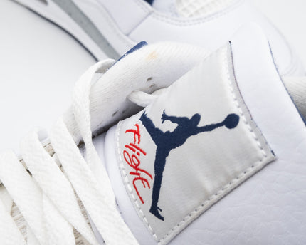 Air Jordan 4 Retro White Midnight Navy