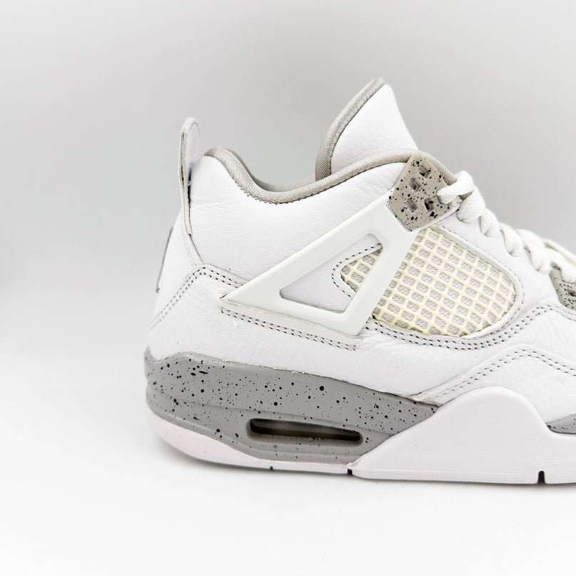 Air Jordan 4 Retro White Oreo