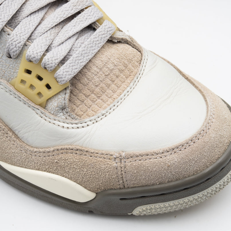 Air Jordan 4 Retro SE Craft Photon Dust