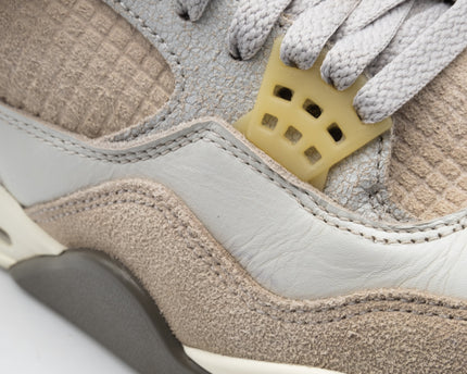 Air Jordan 4 Retro SE Craft Photon Dust