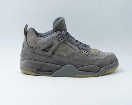 Air Jordan 4 Retro Kaws
