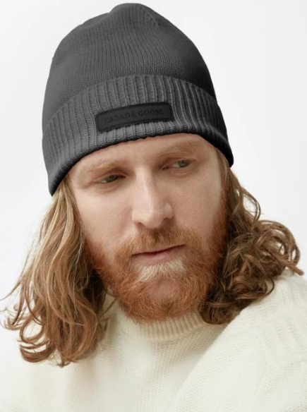 CANADA GOOSE - SMALL EMBLEM TOQUE