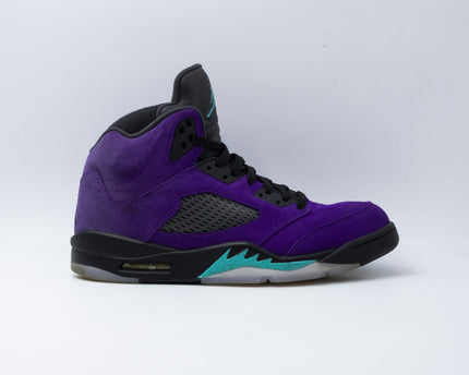Air Jordan 5 Retro Alternate violet
