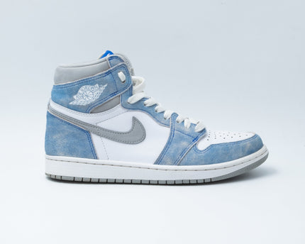 Air Jordan 1 Retro High Hyper Royal Smoke Grey