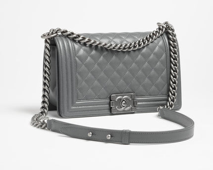 SAC BOY CHANEL GRIS