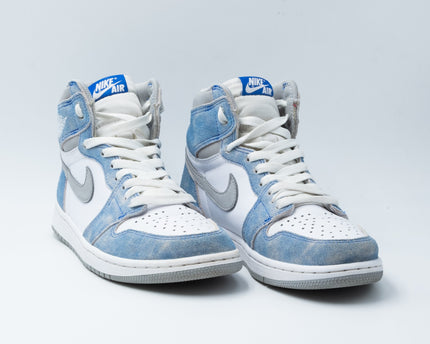 Air Jordan 1 Retro High Hyper Royal Smoke Grey