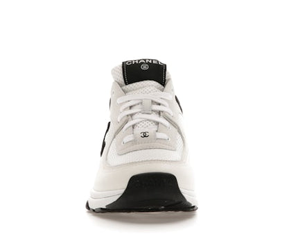 Chanel Low daim blanc/noir