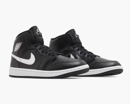Air Jordan 1 Mid Black White