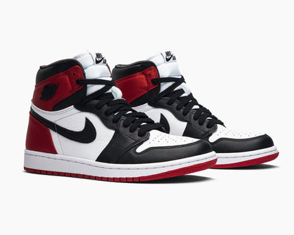 Air Jordan 1 Retro High Satin Black Toe