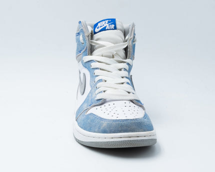 Air Jordan 1 Retro High Hyper Royal Smoke Grey