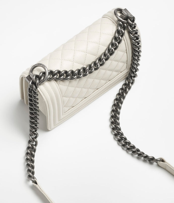 PETIT SAC BOY CHANEL BLANC