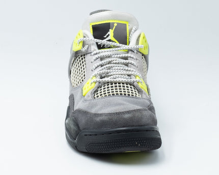 Air Jordan 4 Retro SE 95 Neon