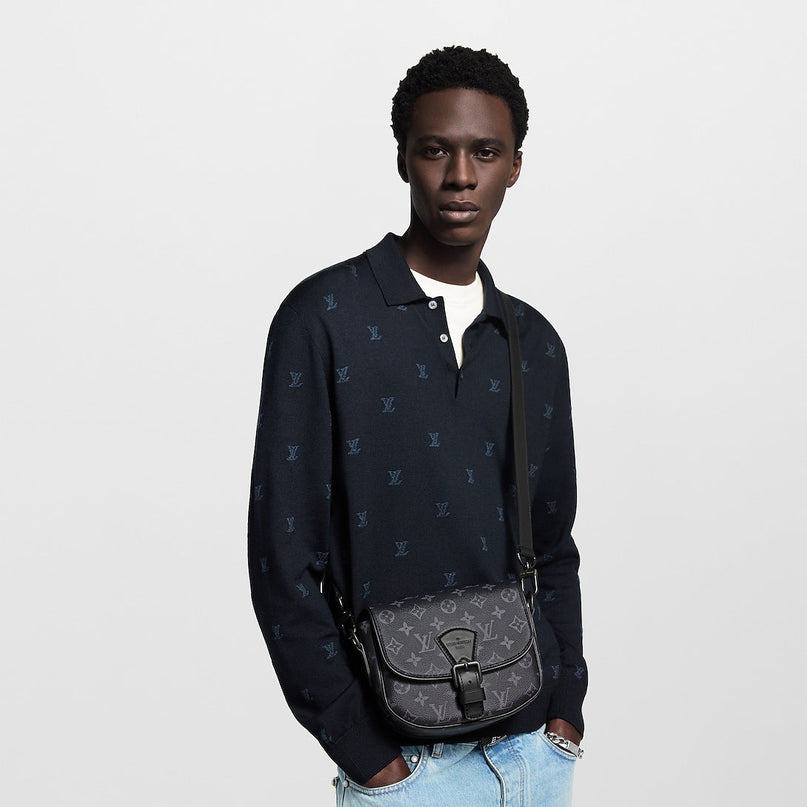 Sac Montsouris Messenger PM - LV - Classic