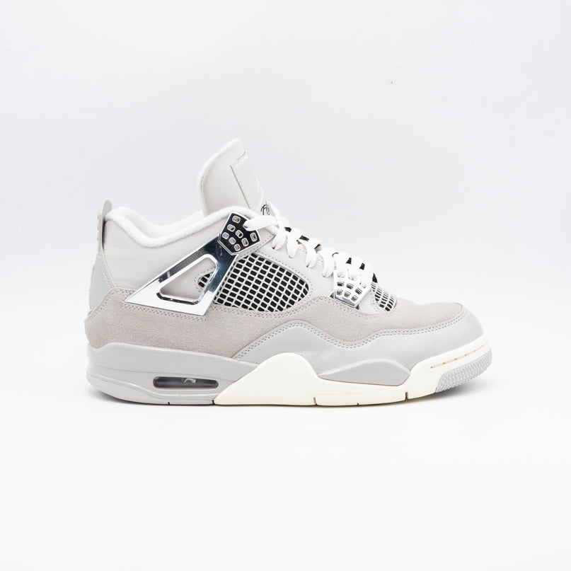 Air Jordan 4 Retro Frozen Moments