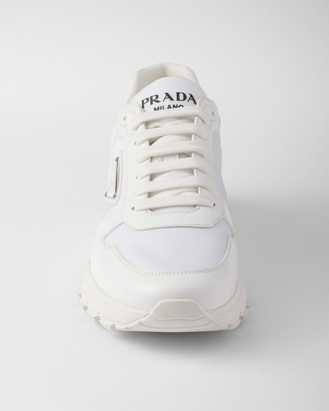 Basket Prada Blanc en cuir brossé