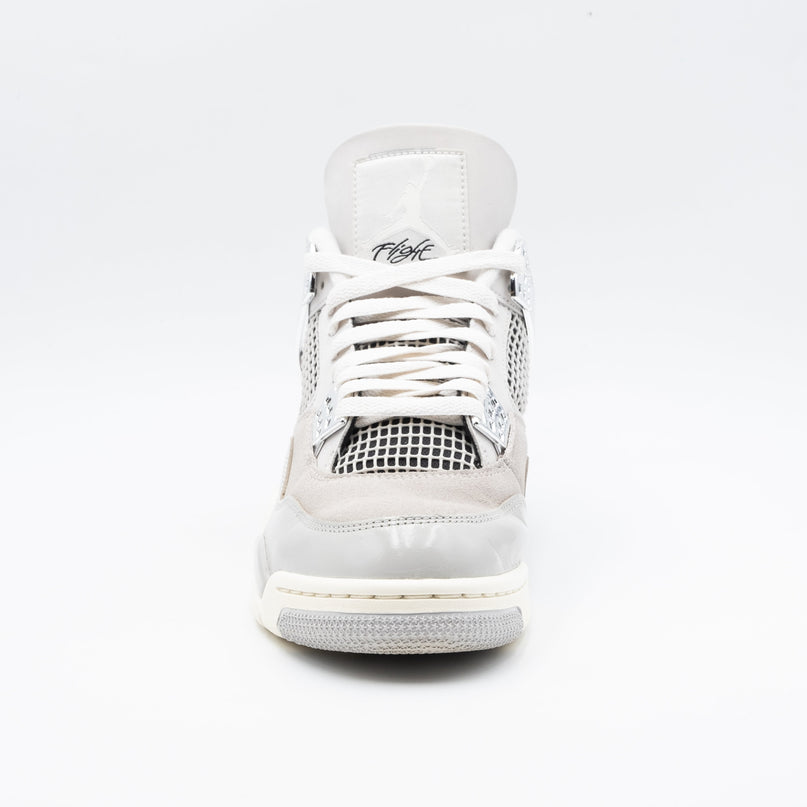 Air Jordan 4 Retro Frozen Moments