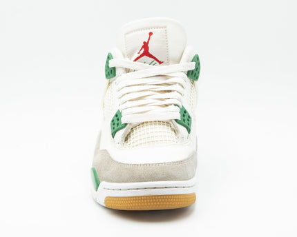 Air Jordan 4 Retro SB Pine Green