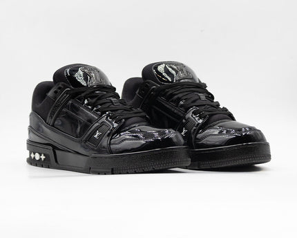 Sneaker LV Trainer Patent Leather Triple Black