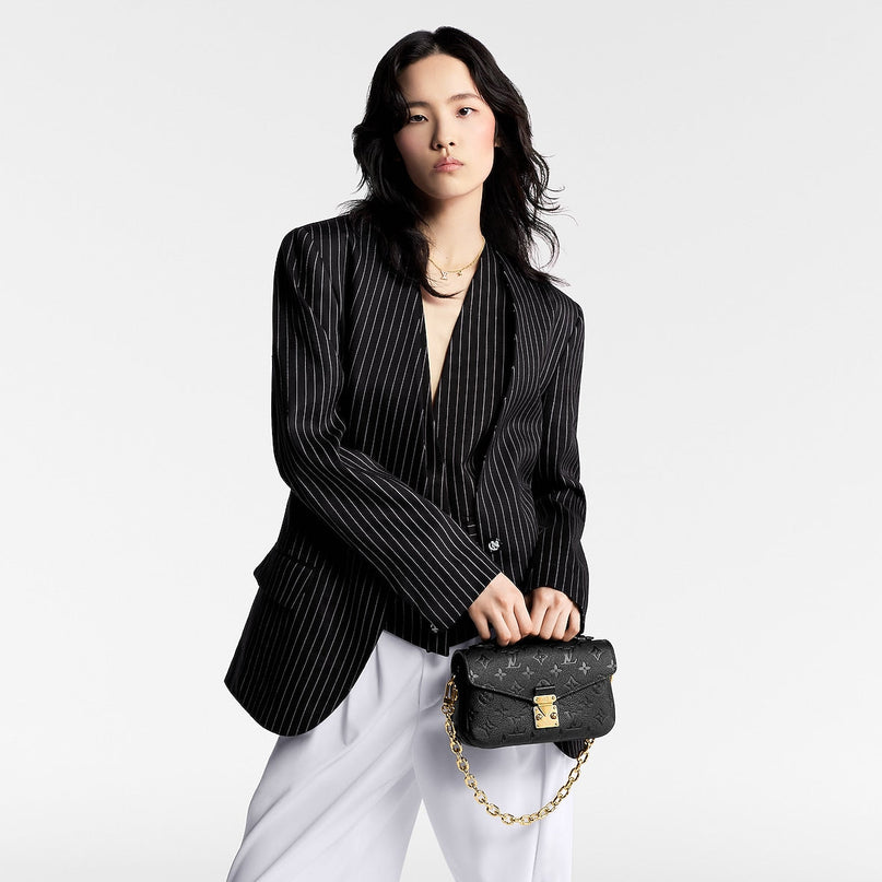 Pochette Métis East West - LV - Full Black
