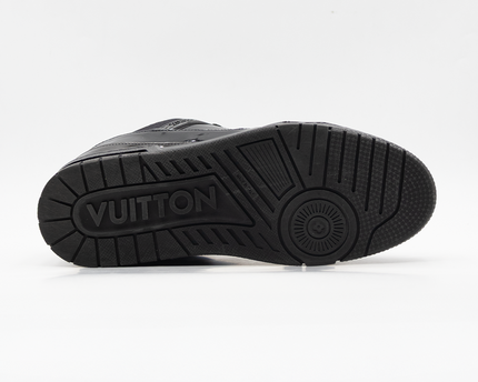 Sneaker LV Trainer Patent Leather Triple Black