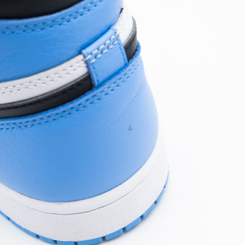 Air Jordan 1 Retro High OG UNC Toe