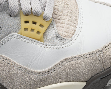 Air Jordan 4 Retro SE Craft Photon Dust