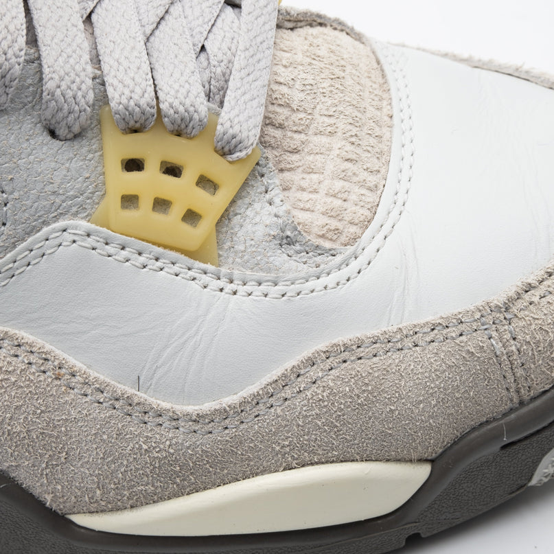 Air Jordan 4 Retro SE Craft Photon Dust